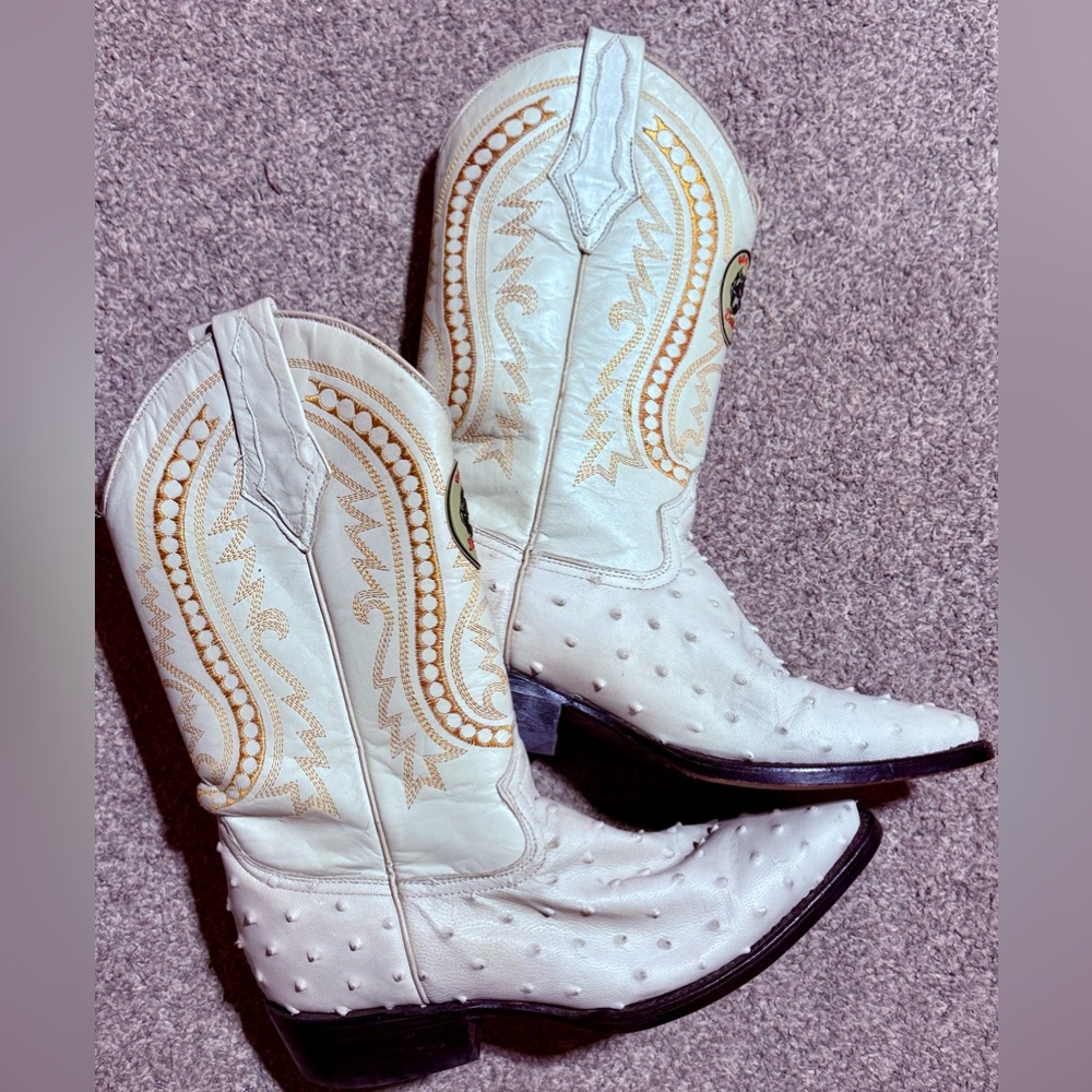 White Leather Boots with Intricate Stitching and Tall Shaft - Picture 2 of 14